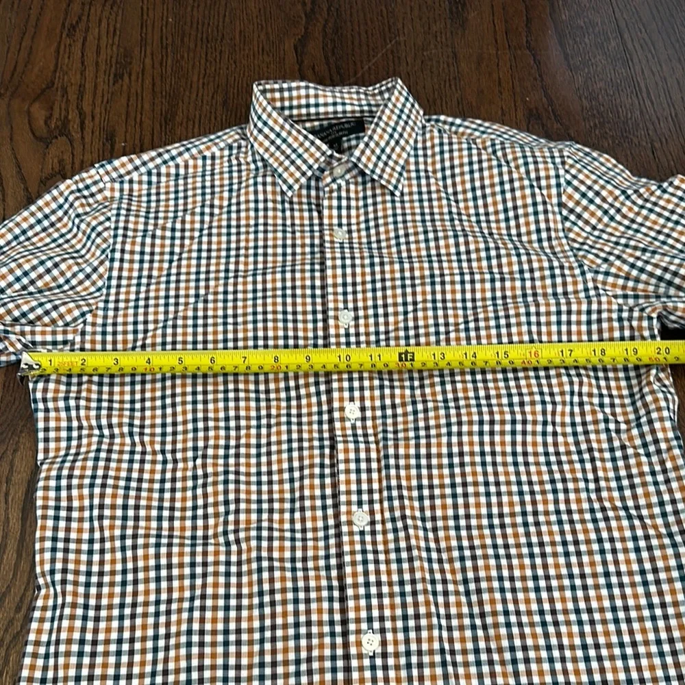 Banana Republic Stripe Non Iron Slim Fit Mens Plaid Button Down Dress Work Shirt